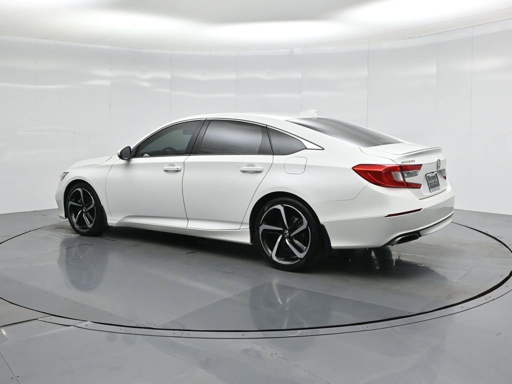 Used 2018 Honda Accord Sport image 6
