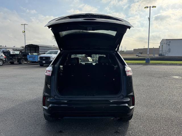 Certified 2022 Ford Edge ST-Line image 9