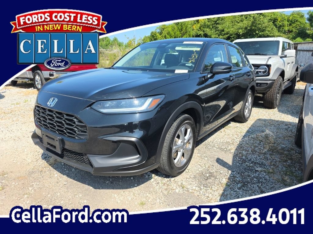 Used 2025 Honda HR-V LX