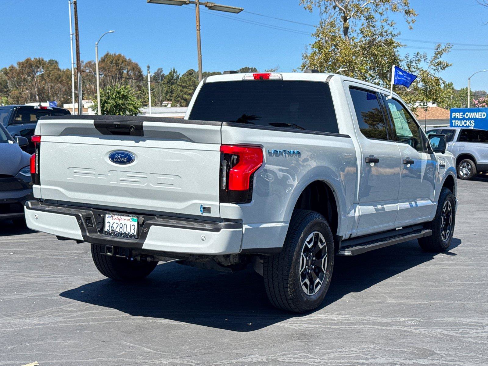 Certified 2023 Ford F150 Lightning XLT AWD/4WD image 15