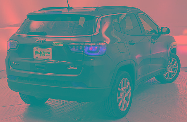Used 2022 Jeep Compass Latitude AWD/4WD image 3