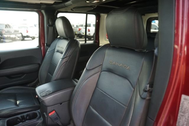 Used 2021 Jeep Wrangler Unlimited Sahara w/ Cold Weather Group AWD/4WD image 10