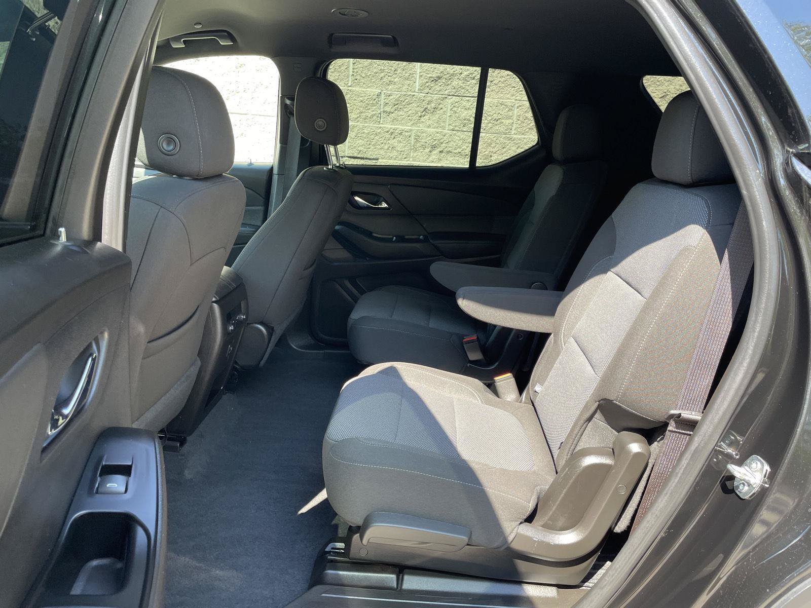 Used 2023 Chevrolet Traverse LT w/ Midnight/Sport Edition AWD/4WD image 20