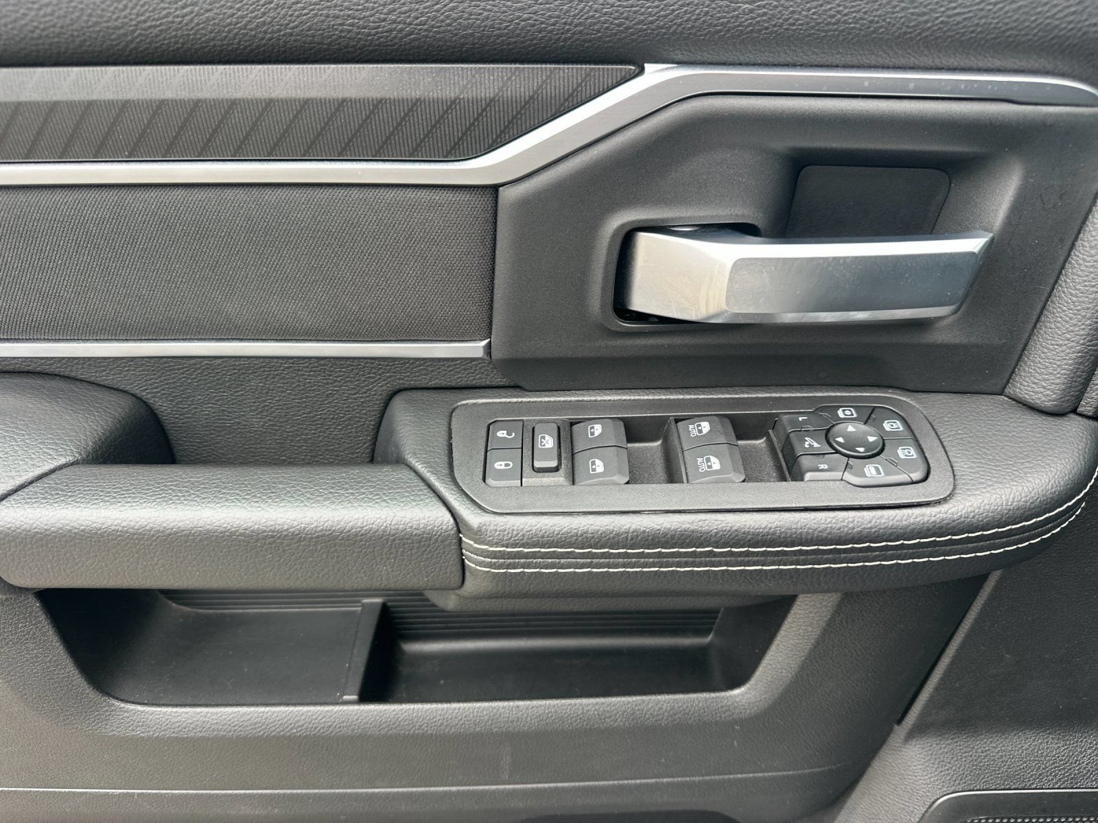 Used 2026 RAM 2500 Big Horn AWD/4WD image 10