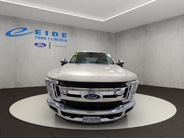 Certified 2017 Ford F250 XLT w/ XLT Premium Package AWD/4WD image 7
