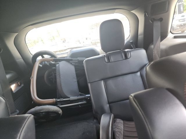 Certified 2025 Ford Explorer ST-Line AWD/4WD image 33