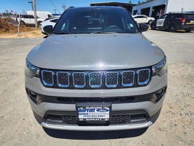 Used 2023 Jeep Compass Limited image 9