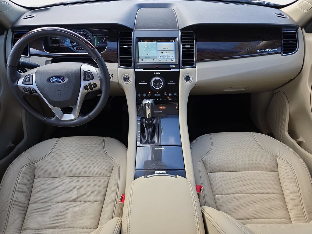 Certified 2018 Ford Taurus Limited w/ Driver Assist Package FWD image 9