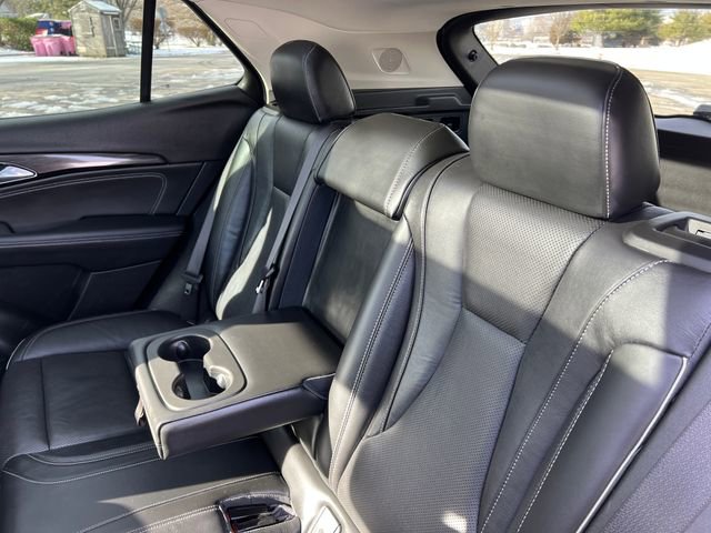 Used 2021 Buick Envision Essence w/ Technology Package I image 25