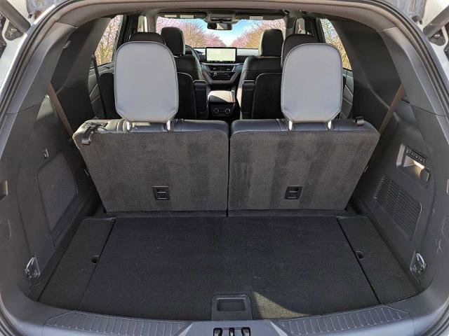 Certified 2025 Ford Explorer ST AWD/4WD image 33