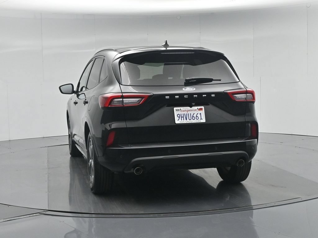 Certified 2023 Ford Escape ST-Line w/ Tech Pack #1 FWD image 30