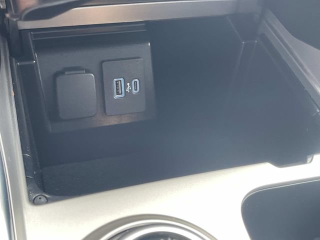 Certified 2024 Ford Explorer XLT w/ Equipment Group 202A AWD/4WD image 36