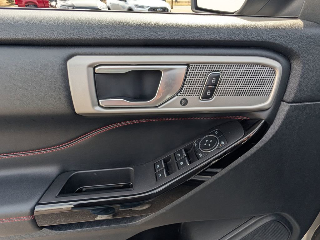 Certified 2023 Ford Explorer ST-Line w/ Class IV Trailer Tow Package image 21