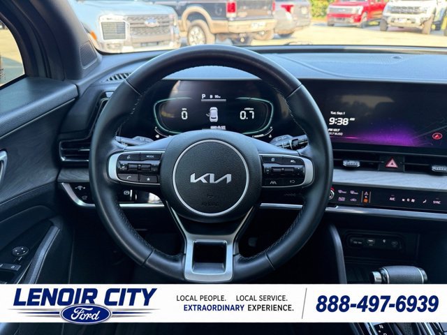 Used 2023 Kia Sportage X-Line w/ X-Line Premium Package AWD/4WD image 16
