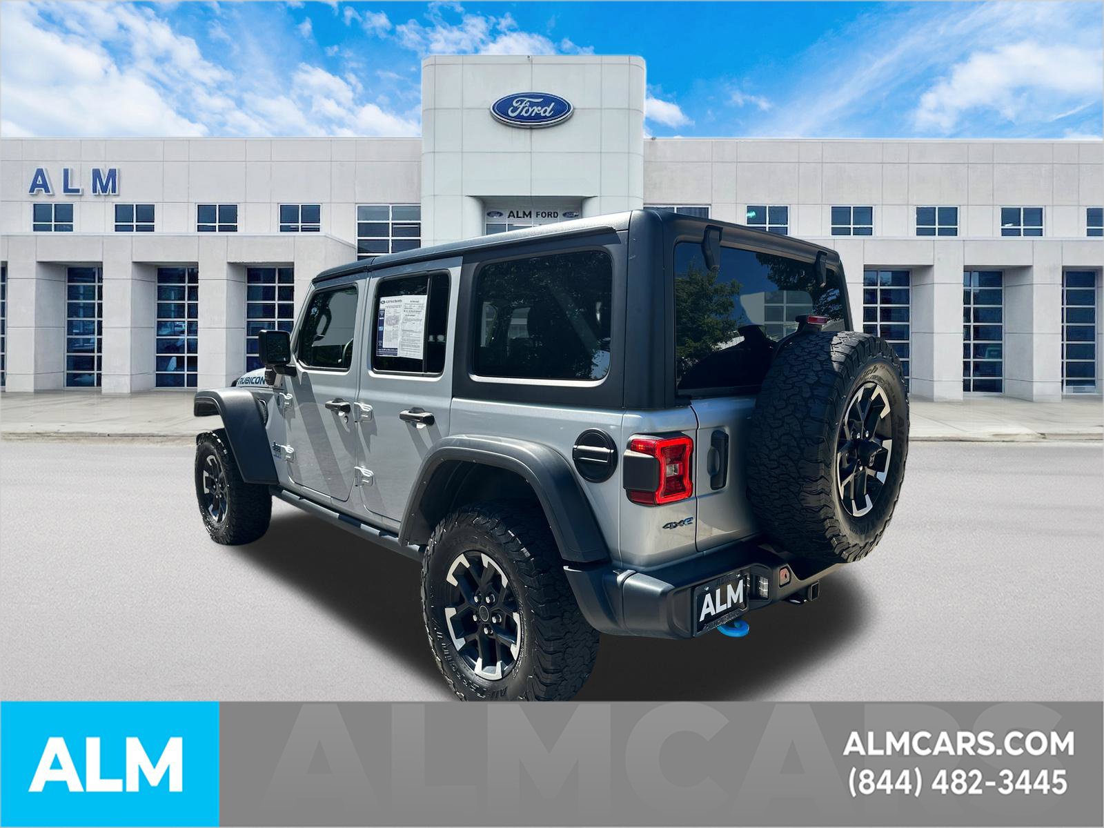 Used 2024 Jeep Wrangler Unlimited Rubicon 4xe AWD/4WD image 8