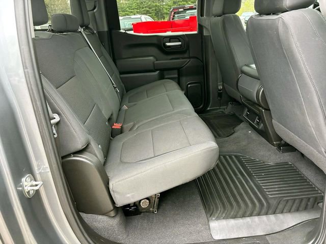 Used 2020 Chevrolet Silverado 1500 Custom w/ Custom Value Package image 10