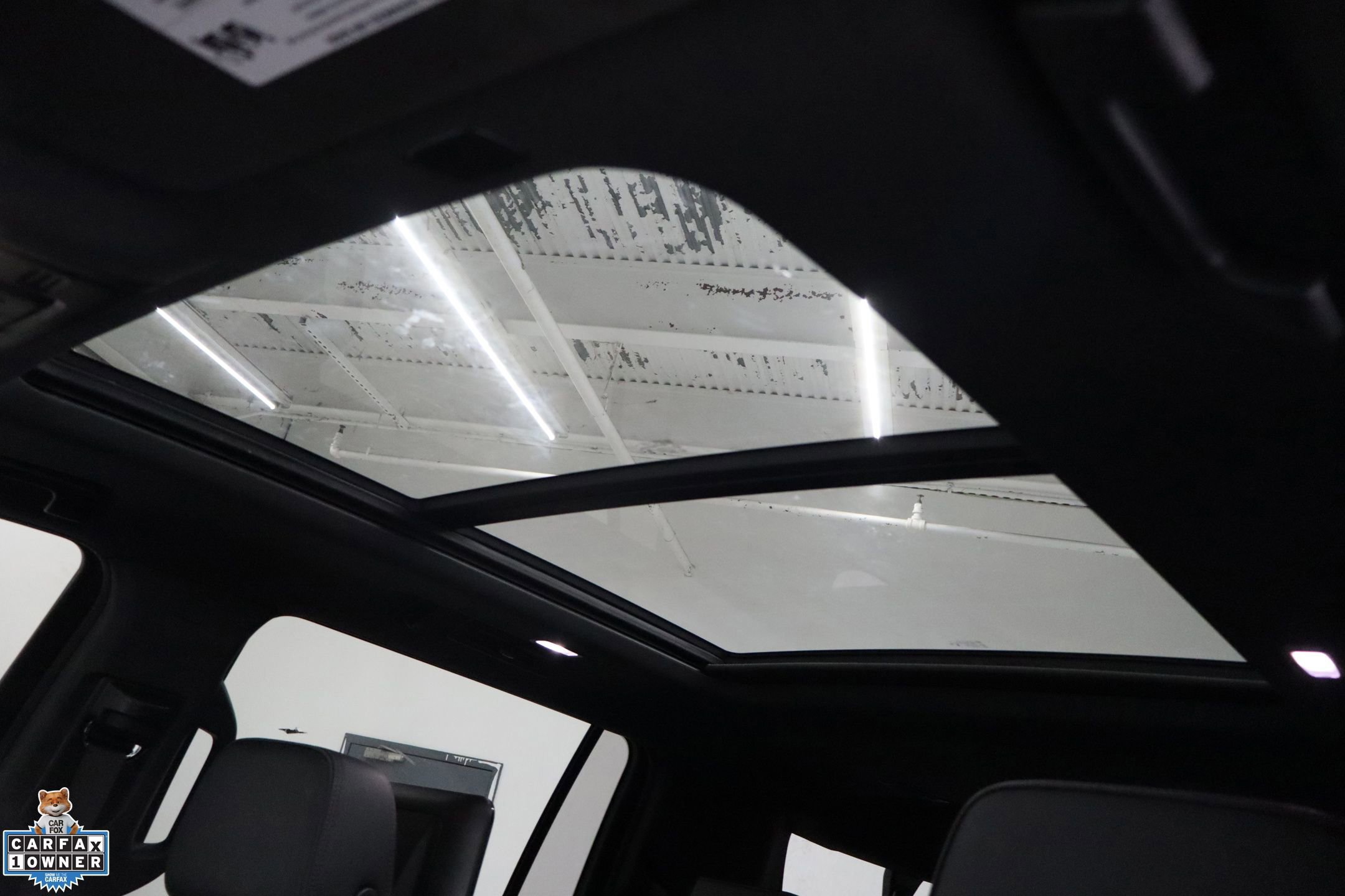 Used 2023 Chevrolet Suburban RST w/ Luxury Package image 23