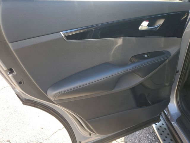 Used 2020 Kia Sorento EX image 16