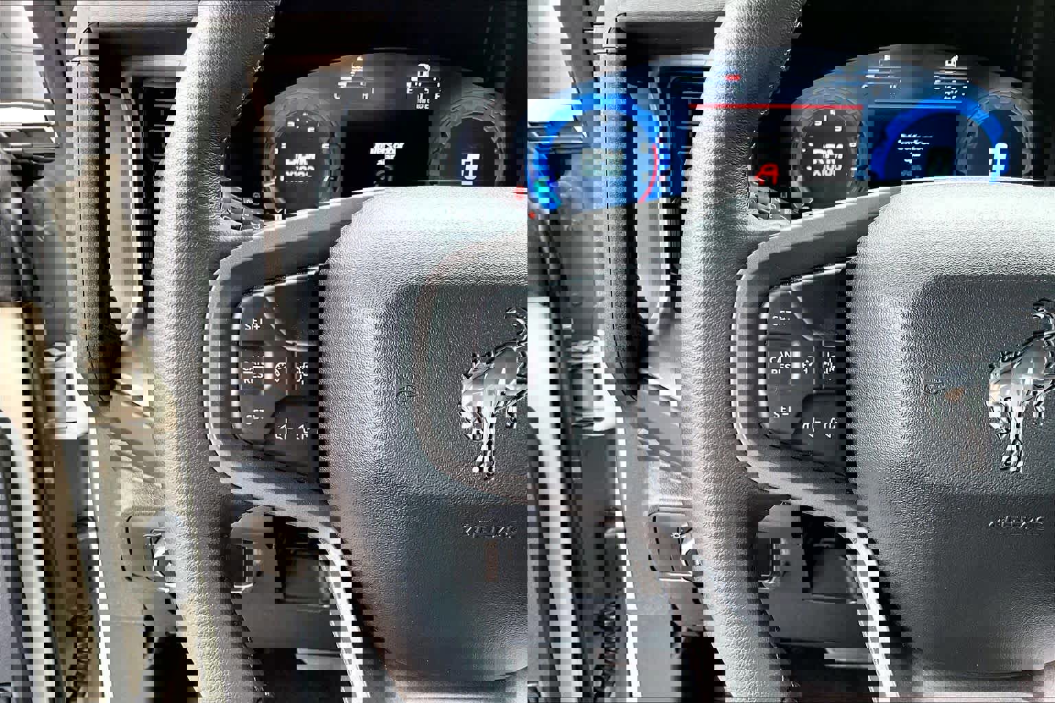 Certified 2025 Ford Bronco Outer Banks w/ Black Appearance Package image 25