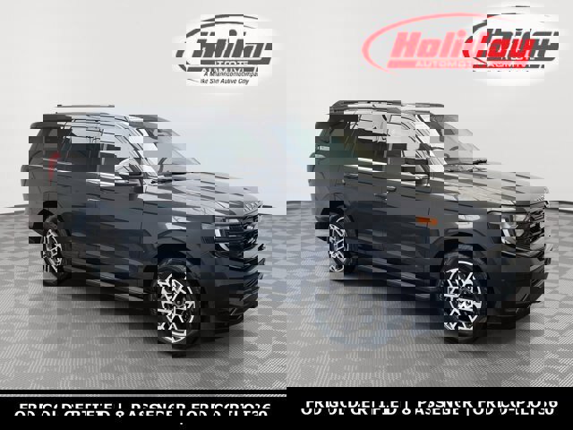 Certified 2025 Ford Expedition Active image 1