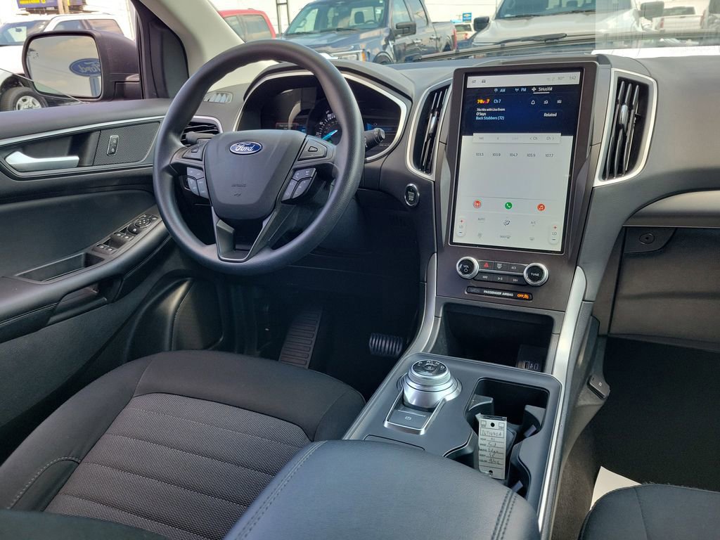 Certified 2021 Ford Edge SE FWD image 13