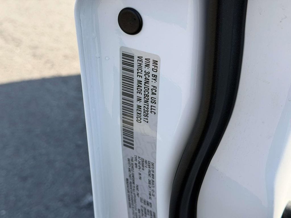 Used 2022 Jeep Compass Limited AWD/4WD image 27