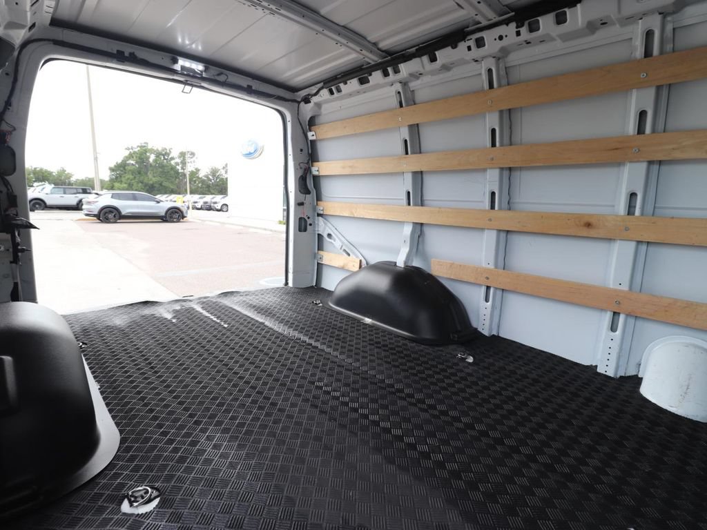 Used 2024 Chevrolet Express 2500 w/ Driver Convenience Package RWD image 16