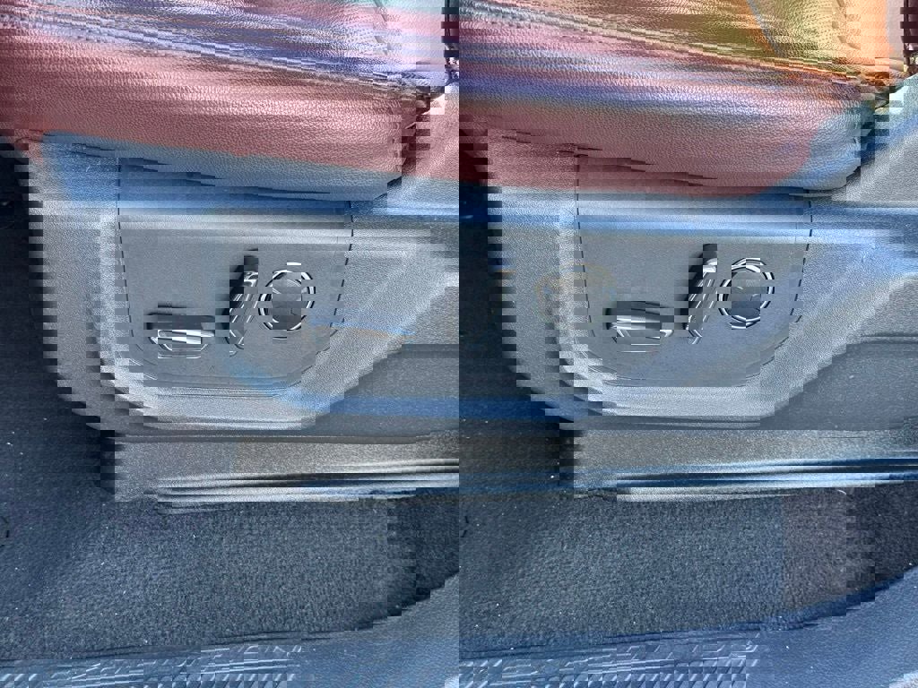 Certified 2023 Ford Expedition Limited image 22