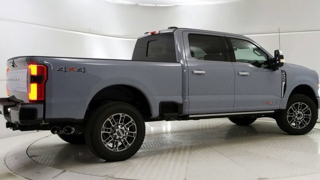 Certified 2024 Ford F250 Limited AWD/4WD image 3