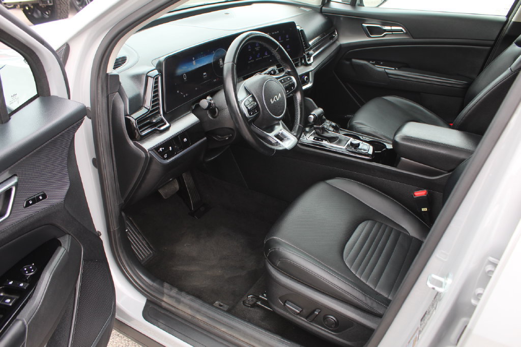 Used 2023 Kia Sportage SX FWD image 32