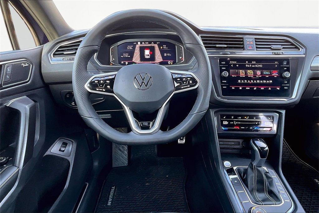Used 2022 Volkswagen Tiguan SEL R-Line image 7