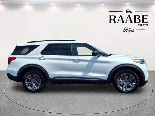 Certified 2024 Ford Explorer XLT w/ Equipment Group 202A AWD/4WD image 8