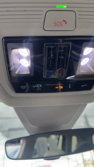 Used 2024 Volkswagen Atlas SE w/ Panoramic Sunroof Package image 18