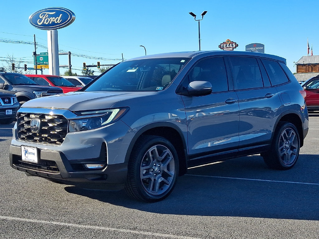 Used 2023 Honda Passport EX-L image 3