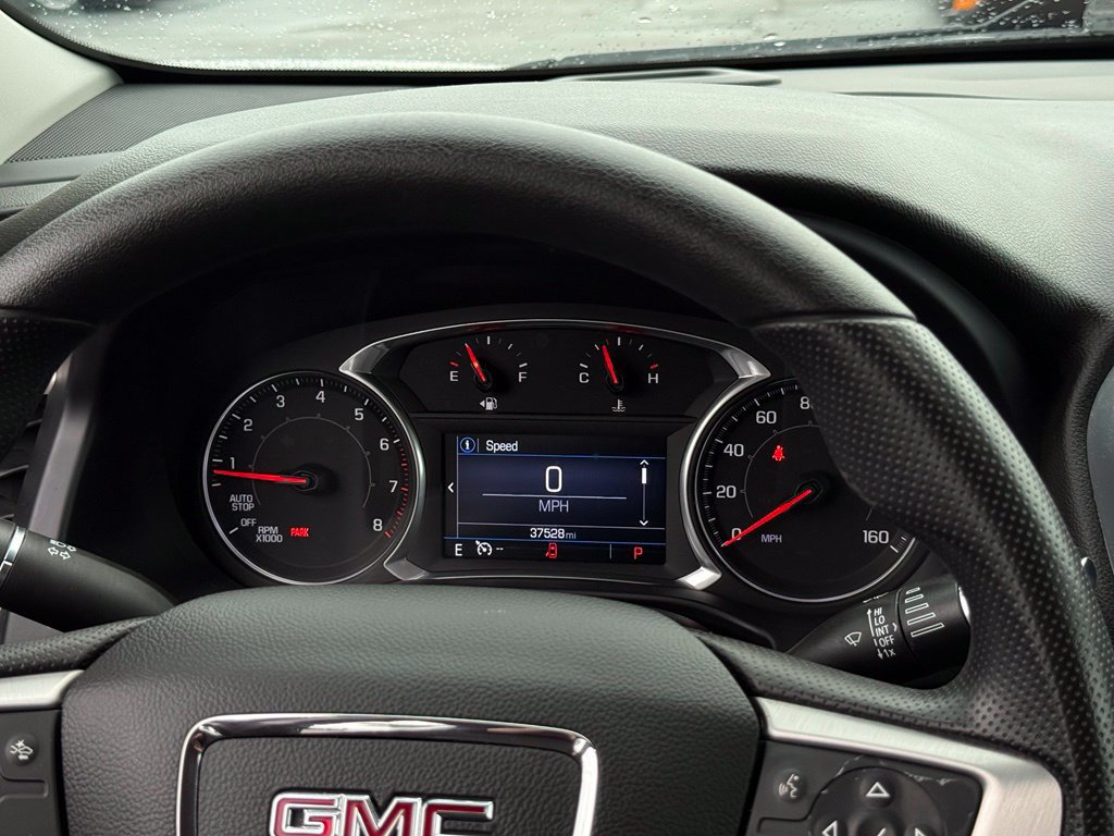 Used 2022 GMC Acadia SLE w/ Driver Convenience Package FWD image 7