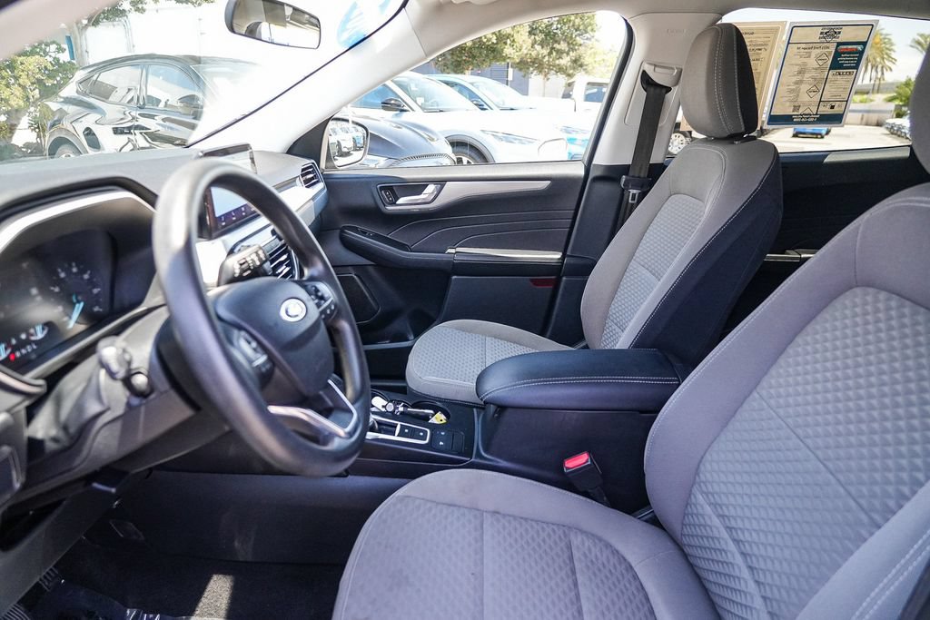 Certified 2021 Ford Escape SE FWD image 21