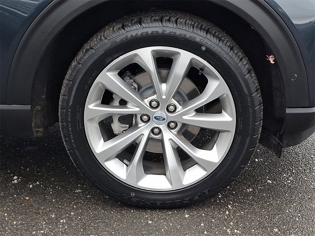 Certified 2023 Ford Explorer Platinum w/ Technology Package image 8