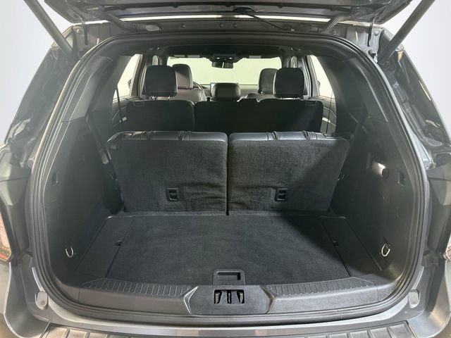 Certified 2025 Ford Explorer ST-Line w/ Premium Package AWD/4WD image 10