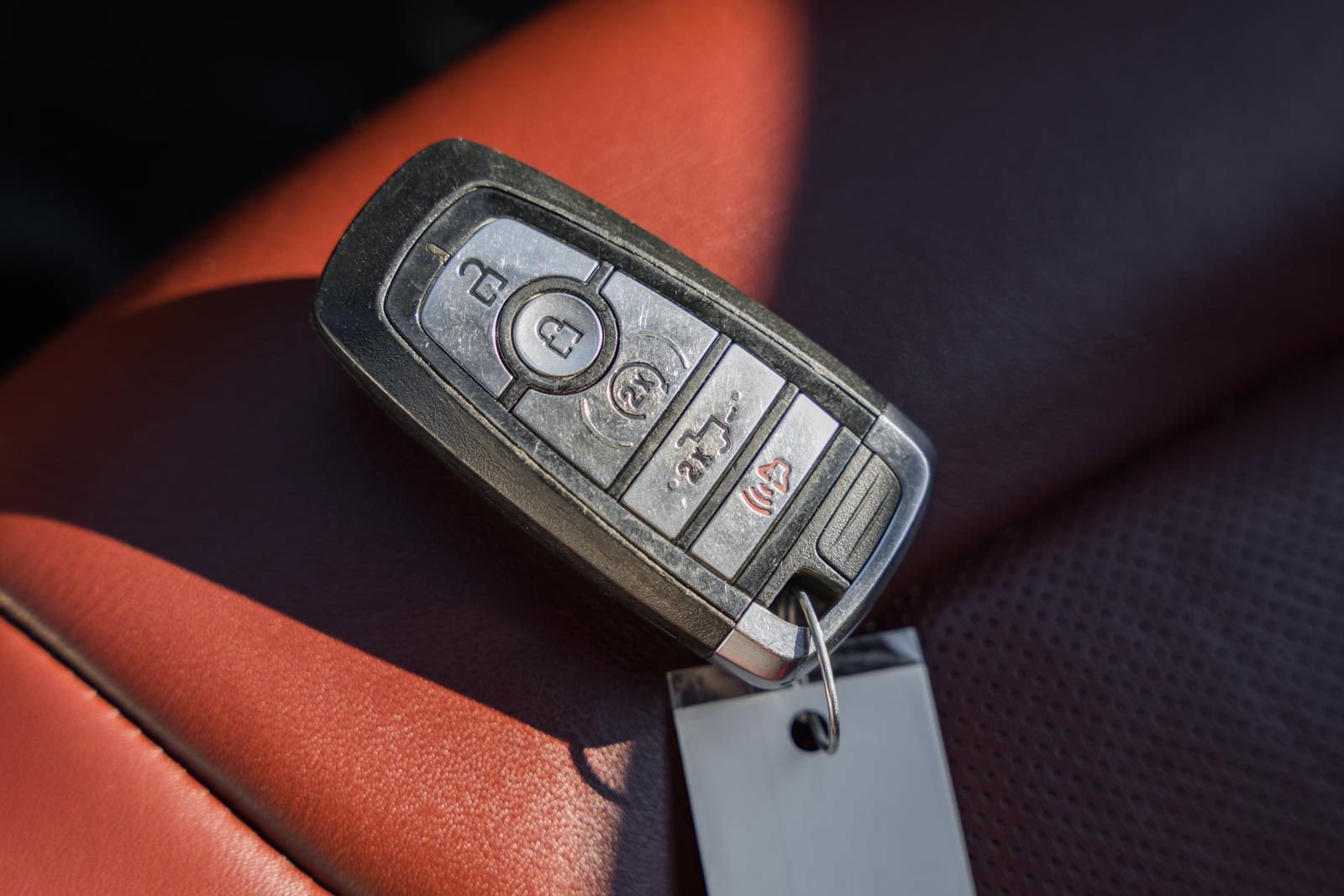 Certified 2022 Ford F450 Platinum w/ FX4 Off-Road Package image 55