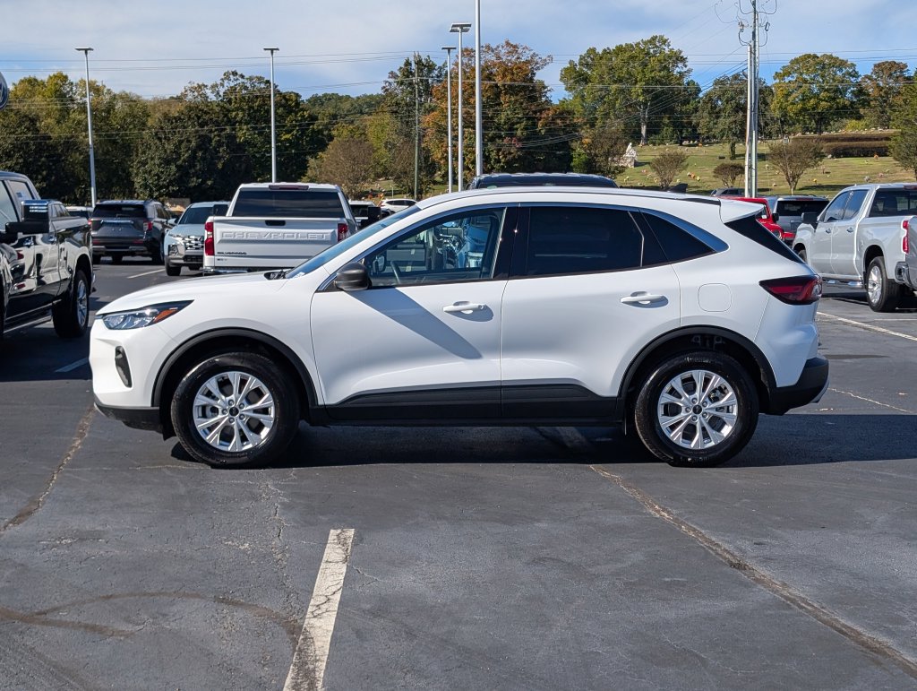 Certified 2024 Ford Escape Active w/ Tech Pack #1 AWD/4WD image 5