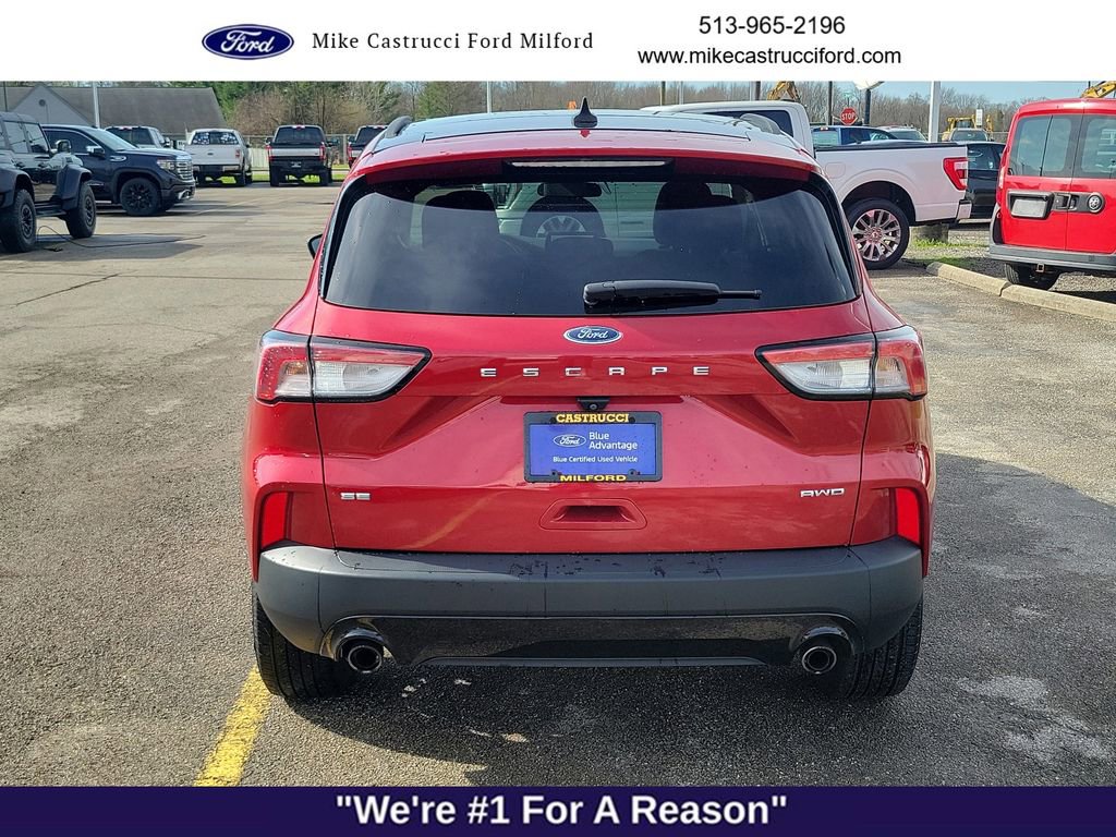 Certified 2021 Ford Escape SE w/ SE Sport Appearance Package image 4