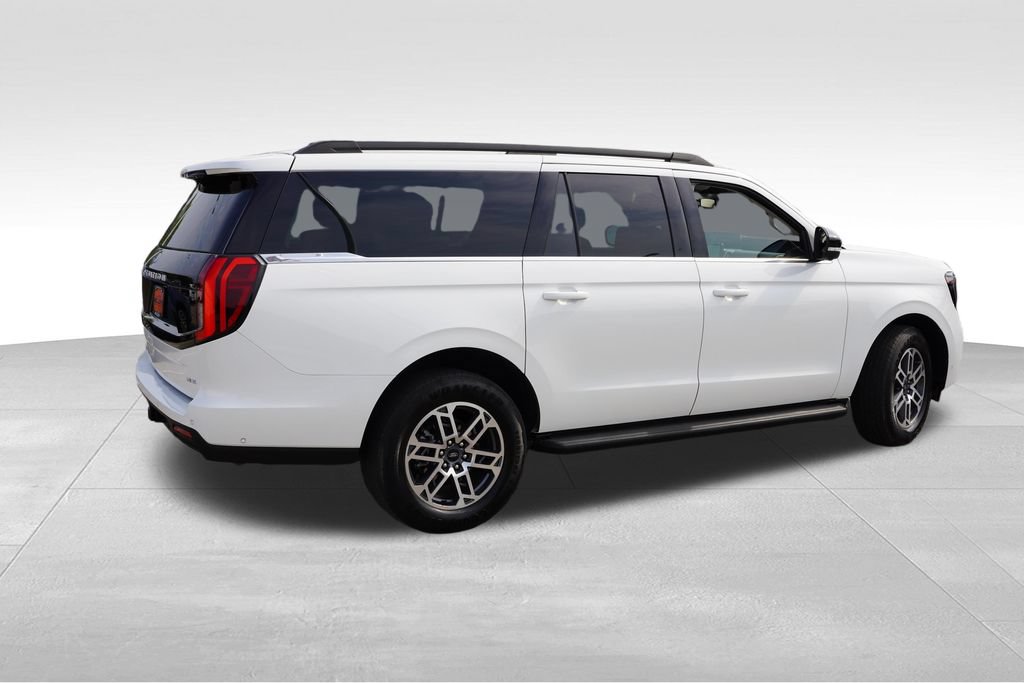 Certified 2025 Ford Expedition Max Active RWD image 4