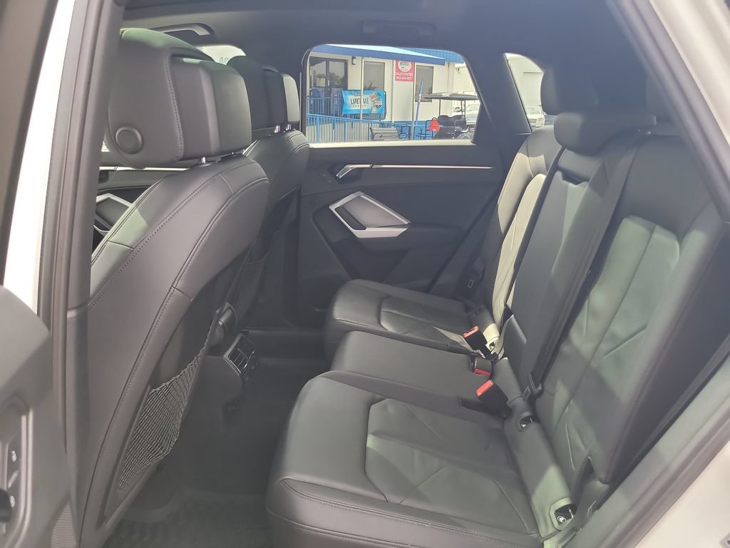 Used 2022 Audi Q3 2.0T Premium AWD/4WD image 11