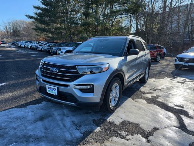 Certified 2022 Ford Explorer XLT w/ Equipment Group 202A image 14