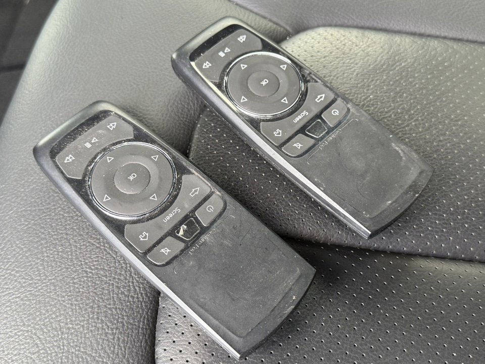 Used 2020 Chrysler Pacifica Touring-L Plus image 16