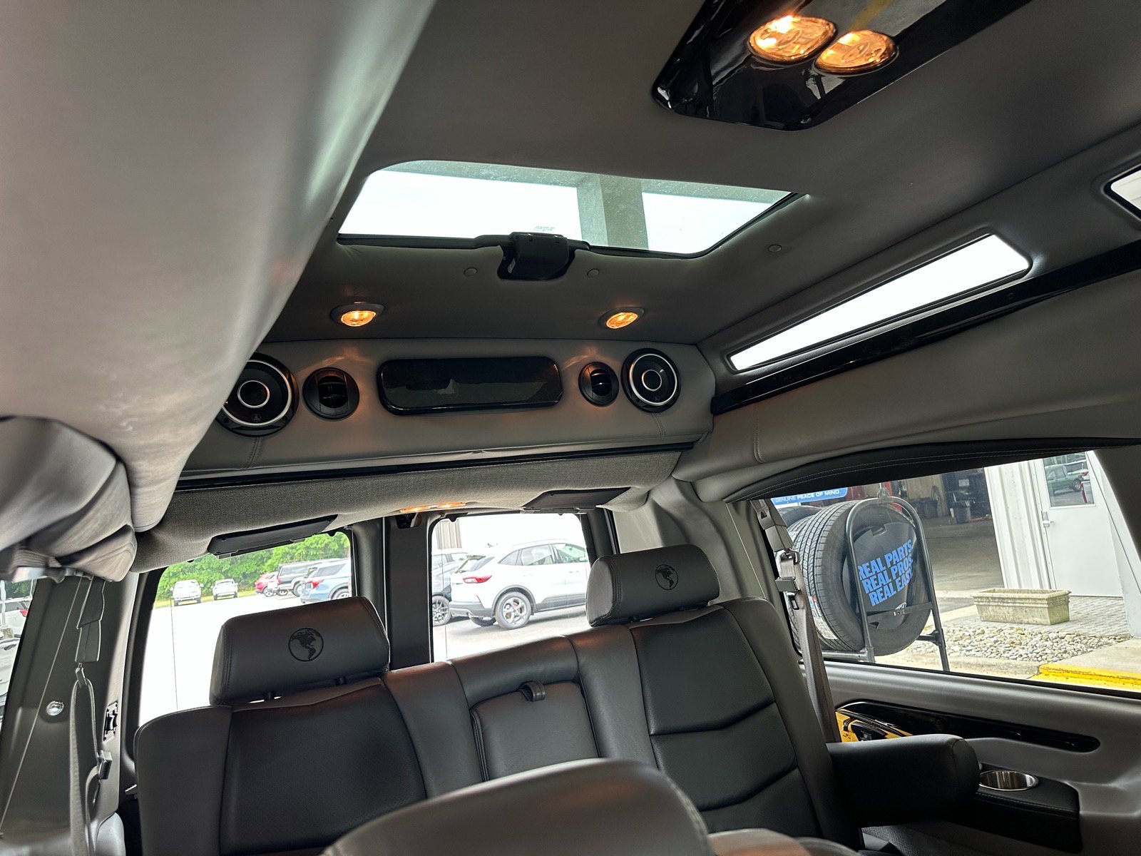 Used 2020 Chevrolet Express 2500 w/ Enhanced Convenience Package RWD image 39