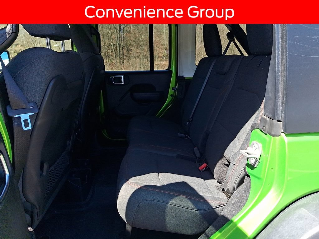 Used 2025 Jeep Wrangler Unlimited Rubicon w/ Safety Group AWD/4WD image 10