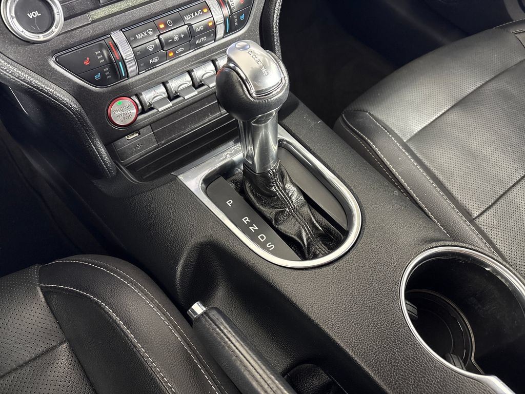 Certified 2018 Ford Mustang Premium RWD image 28