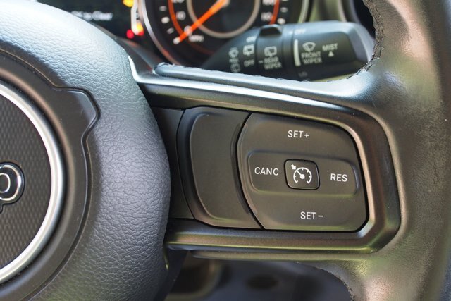 Used 2018 Jeep Wrangler Unlimited Sport S AWD/4WD image 23