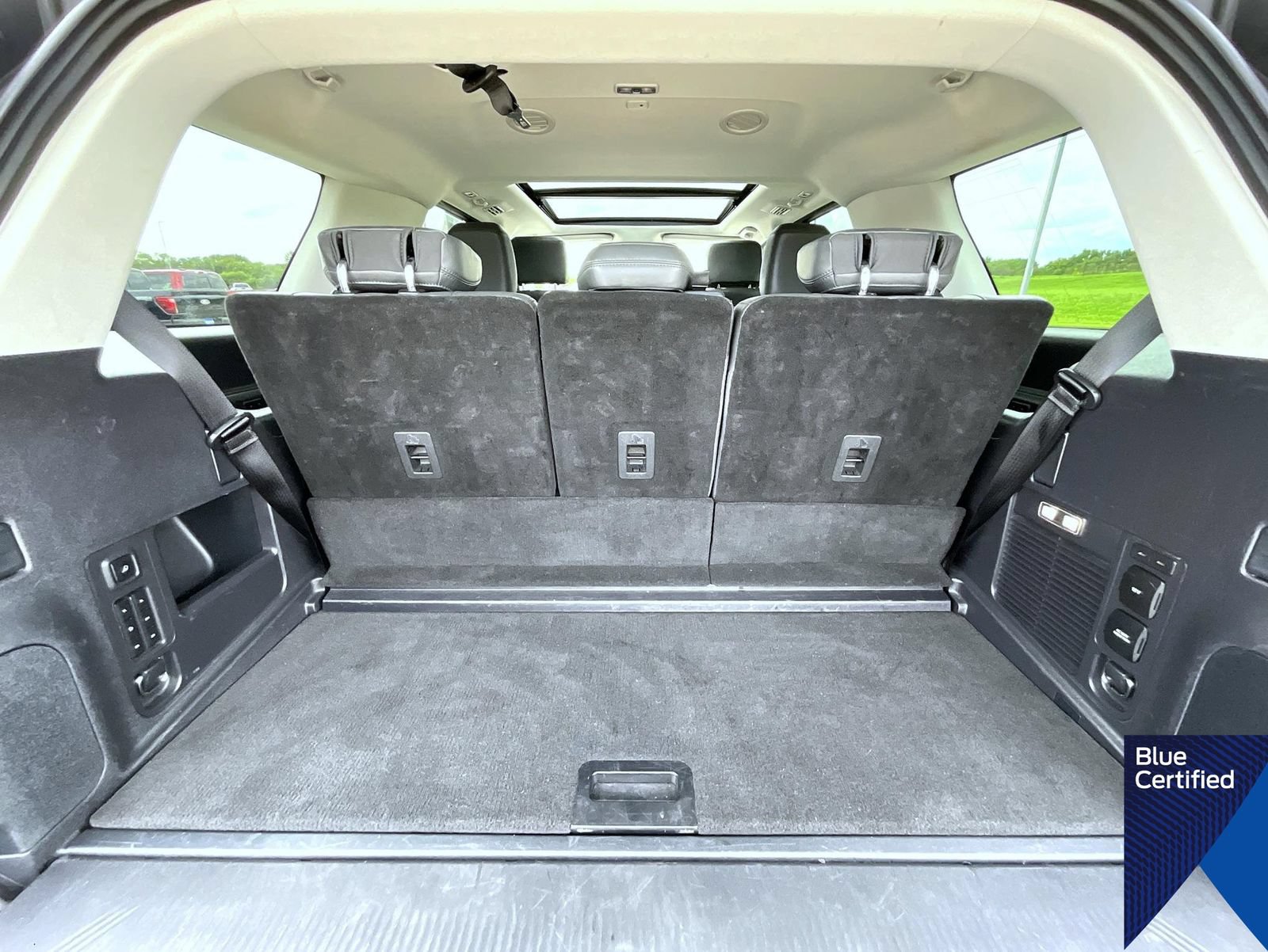 Certified 2025 Ford Expedition Active AWD/4WD image 25